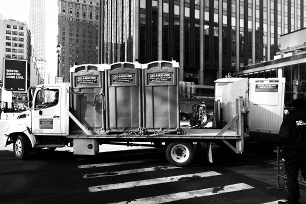 Best Construction site porta potty rental  in Monticello, IA